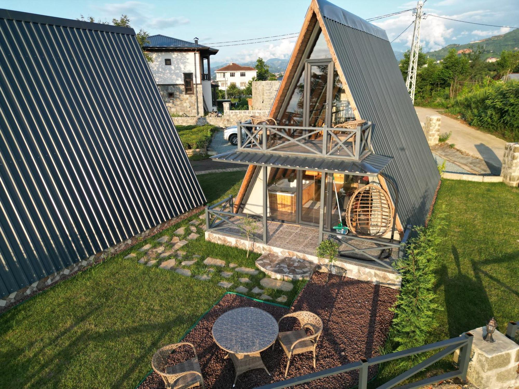 Cicek Bungalov Rize Luaran gambar
